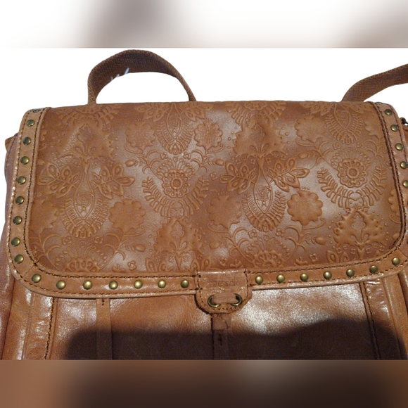 The sak Brown leather backpack. Defect . Please see picture. - Picture 7 of 10